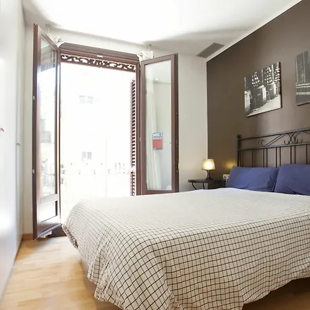 Apartment Espai Paralel