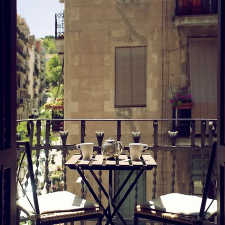 Espai Paralel Apartment *